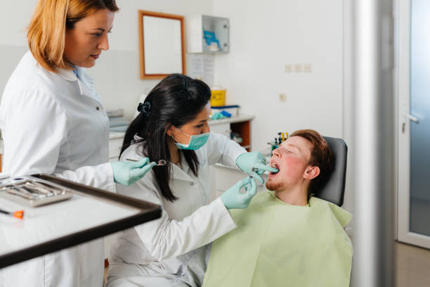 Best Dentist Open on Weekends  in Wolfhurst, OH